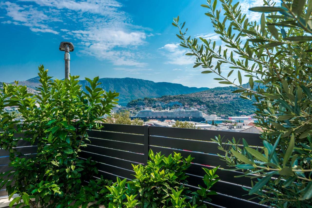 Apartment One B With Heated Private Pool 두브로브니크 외부 사진