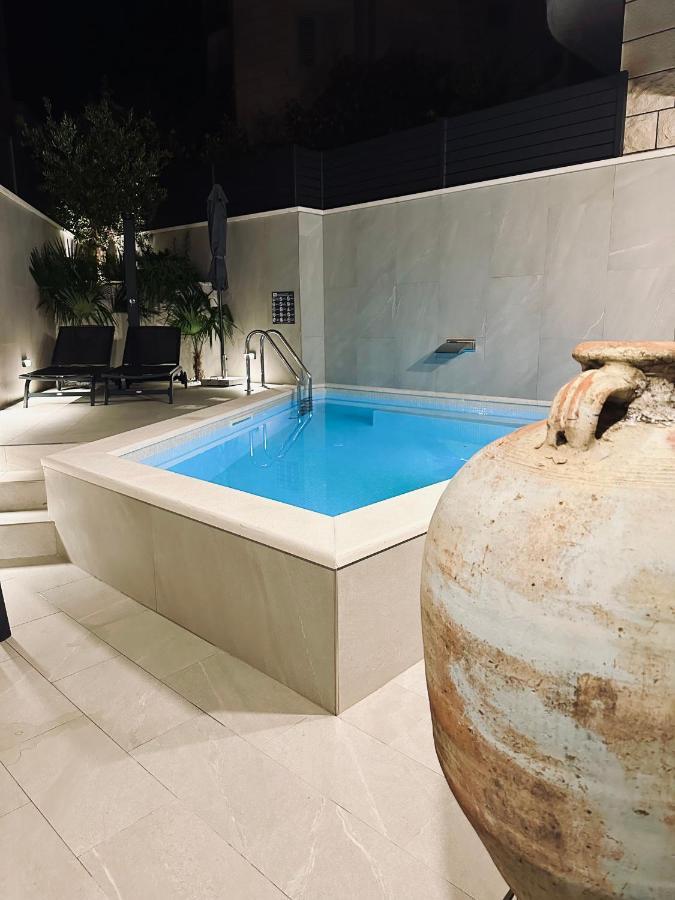 Apartment One B With Heated Private Pool 두브로브니크 외부 사진